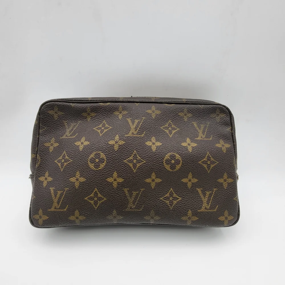 LOUIS VUITTON Monogram Trousse Toilette 23...Authentic... - Picture 5 of 15